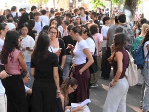 Maturità 2026, l'esperto: "Studiare tutta la notte non aiuta, dormire sì"