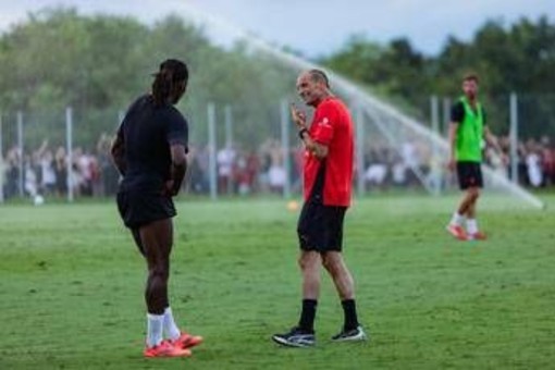 Milan, tifosi 'stregati' dopo il poker al Liverpool: &quot;Allegri ball, ci giocheremo lo scudetto&quot;