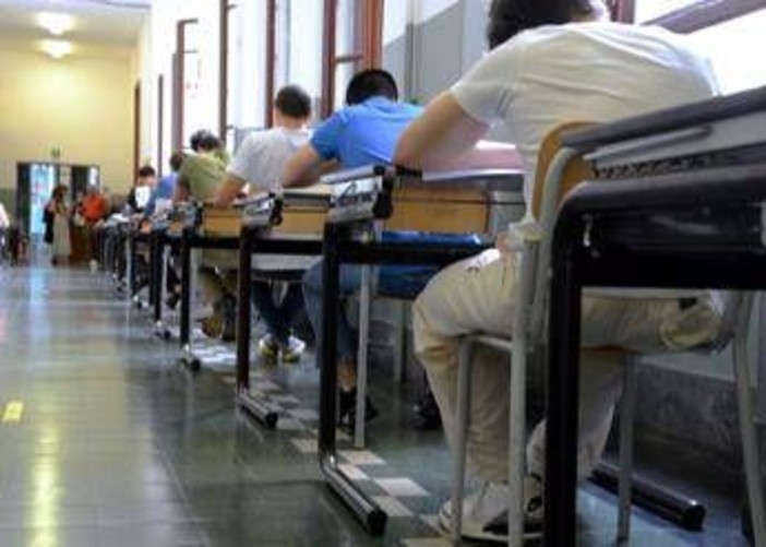 Maturità 2026, latino al Classico e matematica allo Scientifico: le materie della seconda prova