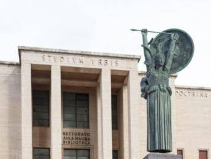 A 78 anni prende l'undicesima laurea, il super studente non si ferma A 78 anni prende l'undicesima laurea, il super studente non si ferma