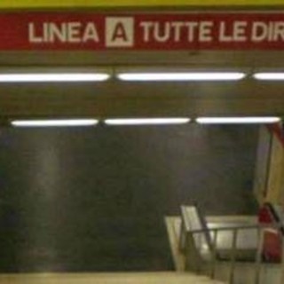 Roma, 28enne investito da metro a Baldo degli Ubaldi: estratto vivo dai binari