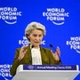 Von der Leyen a Davos: "Costruire indipendenza Europa, vecchio ordine non tornerà"