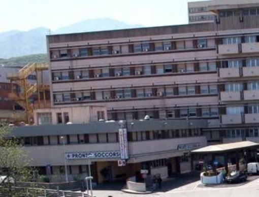 Corno di una capra gli perfora occhio e cranio, uomo salvato a Messina Corno di una capra gli perfora occhio e cranio, uomo salvato a Messina