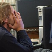 Intelligenza artificiale, il 'nuovo' stress dei lavoratori: "Addestriamo chi ci sostituirà" Intelligenza artificiale, il 'nuovo' stress dei lavoratori: "Addestriamo chi ci sostituirà"