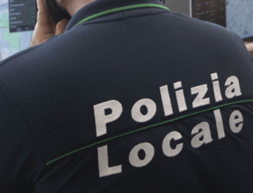 Milano, peculato e falso: arrestati cinque agenti della Polizia locale Milano, peculato e falso: arrestati cinque agenti della Polizia locale