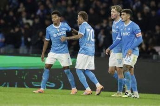Napoli-Atalanta 3-1, Conte torna primo in classifica