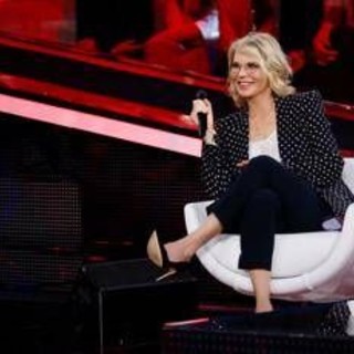 Amici, la finale non va in onda questa sera: la data ufficiale e gli allievi in gara