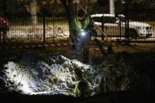 Ucraina, in vigore la tregua a Oleshky. Missili russi su un ponte a Kiev Ucraina, in vigore la tregua a Oleshky. Missili russi su un ponte a Kiev