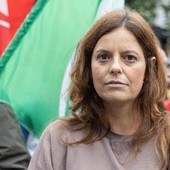 Ilaria Salis: "Solidarietà a Youssef Siher, capro espiatorio ideale. Contro di lui gogna razzista e islamofoba"