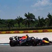 Formula 1, oggi prove libere e qualifiche sprint Gp Singapore: orario e dove vederle in tv Formula 1, oggi prove libere e qualifiche sprint Gp Singapore: orario e dove vederle in tv