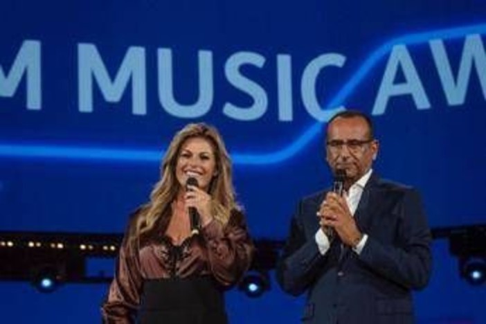 Tim Music Awards 2025, oggi e domani Carlo Conti e Vanessa Incontrada dall'Arena di Verona