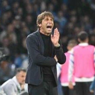 Il Napoli frena in casa con il Como, al Maradona finisce 0-0 Il Napoli frena in casa con il Como, al Maradona finisce 0-0