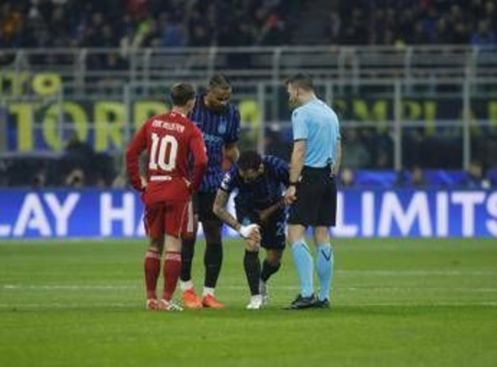 Inter-Liverpool, Calhanoglu esce dopo 10 minuti: cos'è successo