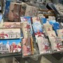 Papa Leone XIV, in via della Conciliazione spuntano i primi souvenir