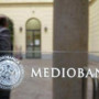 Mediobanca, agli azionisti 4,9 miliardi in tre anni