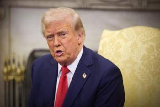 Trump si schiera con Vance: &quot;Europei parassiti&quot;