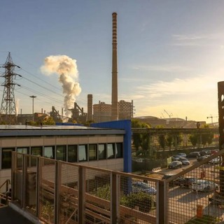 Commissione Ue approva il prestito ponte da 390 mln per ex Ilva