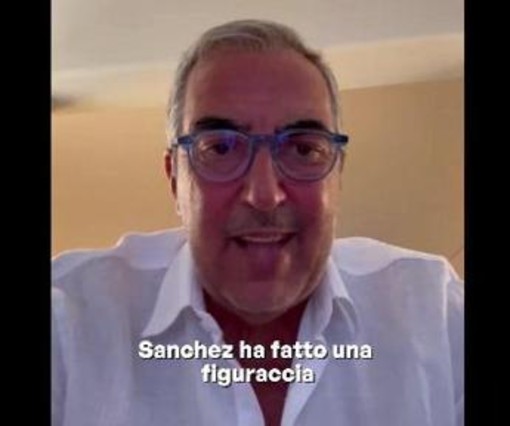 Gasparri: "Crisi migratoria e Sanchez se ne va in vacanza, gli suggeriamo noi la playlist" Gasparri: "Crisi migratoria e Sanchez se ne va in vacanza, gli suggeriamo noi la playlist"