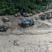 Alluvione in Nepal, potrebbe esserci il 'Glacial Lake Outburst Flood' dietro la frana distruttiva Alluvione in Nepal, potrebbe esserci il 'Glacial Lake Outburst Flood' dietro la frana distruttiva
