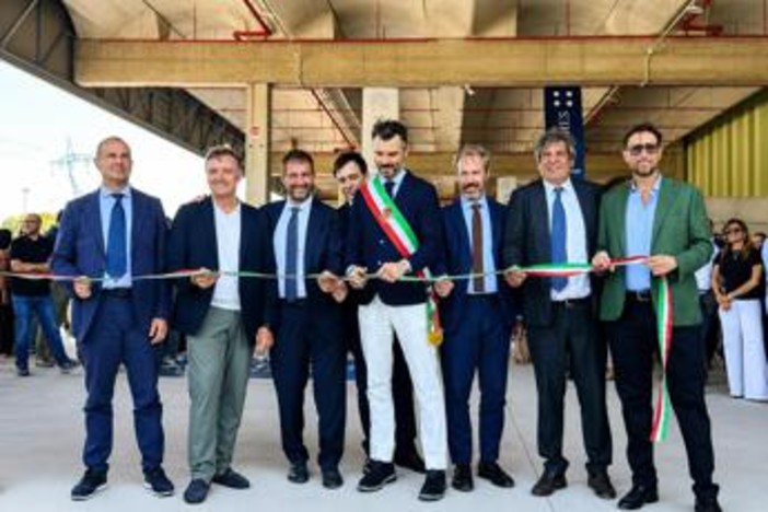 A Prato nasce 'Textile Hub', AI e innovazione per il recupero dei rifiuti tessili