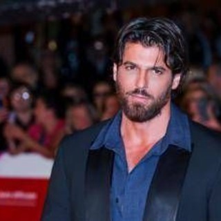 Non solo Can Yaman, almeno 7 vip tra fermi nel maxi-blitz per droga e prostituzione Non solo Can Yaman, almeno 7 vip tra fermi nel maxi-blitz per droga e prostituzione