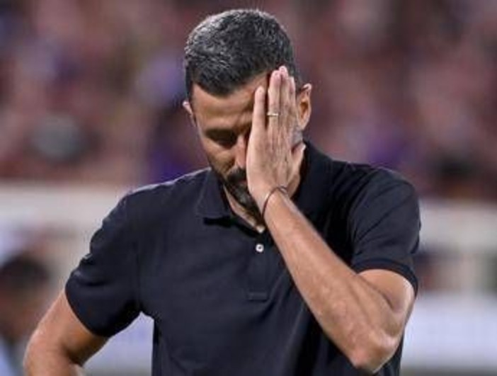 Fabio Grosso esonerato dalla Fiorentina: non sarà più l'allenatore Fabio Grosso esonerato dalla Fiorentina: non sarà più l'allenatore