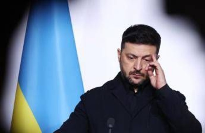 Ucraina, Zelensky insiste: "Sì a compromessi con Usa, no a ultimatum Russia" Ucraina, Zelensky insiste: "Sì a compromessi con Usa, no a ultimatum Russia"