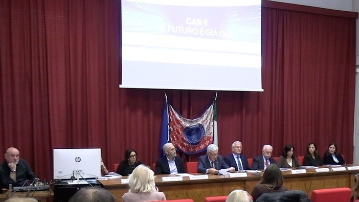 CAR-T, un nuovo paradigma nel trattamento dei tumori CAR-T, un nuovo paradigma nel trattamento dei tumori