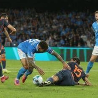 Bergonzi accusa Di Lorenzo: "Antisportivo su rigore contro Inter". Furia agente e Napoli Bergonzi accusa Di Lorenzo: "Antisportivo su rigore contro Inter". Furia agente e Napoli