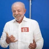Lula rieletto presidente del Brasile, Bolsonaro battuto al ballottaggio Lula rieletto presidente del Brasile, Bolsonaro battuto al ballottaggio