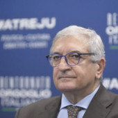 Giustizia, Foti “Centrodestra coerente, per la sinistra referendum contro Meloni” Giustizia, Foti “Centrodestra coerente, per la sinistra referendum contro Meloni”