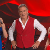 Jimmy Ghione, il debutto a Ballando è un disastro. Barbara d'Urso: "Sembravi il Gabibbo" Jimmy Ghione, il debutto a Ballando è un disastro. Barbara d'Urso: "Sembravi il Gabibbo"