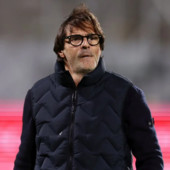 Fiorentina-Aek, Vanoli “Voglio vedere cuore, sacrificio e qualità” Fiorentina-Aek, Vanoli “Voglio vedere cuore, sacrificio e qualità”