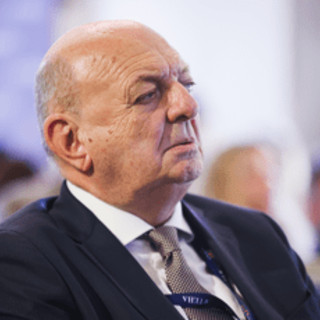 Energia, Pichetto: &quot;Necessari investimenti su reti digitali e sistemi di accumulo&quot;