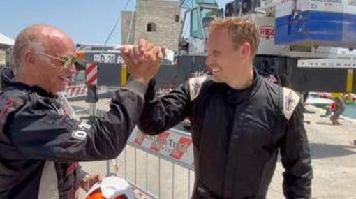 Lo show della Motonautica torna a Trani, il pluricampione Barlesi vince tappa Europeo Off Shore