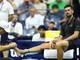 Us Open, Djokovic-Tien interrotta e medico in campo per Nole. Cos'è successo