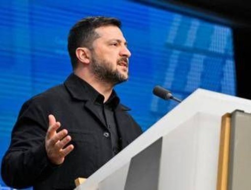 Ucraina, 'volenterosi' riuniti a Londra. Zelensky: "Tutti stanchi degli inganni di Mosca" Ucraina, 'volenterosi' riuniti a Londra. Zelensky: "Tutti stanchi degli inganni di Mosca"