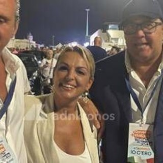 Francesca Pascale celebra governo Meloni a Bari: "Berlusconi sarebbe fiero" Francesca Pascale celebra governo Meloni a Bari: "Berlusconi sarebbe fiero"