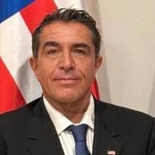 Zampolli e l'incontro con Conte: "Un piacere vedere 'Giuseppi', siamo amici da tempo" Zampolli e l'incontro con Conte: "Un piacere vedere 'Giuseppi', siamo amici da tempo"