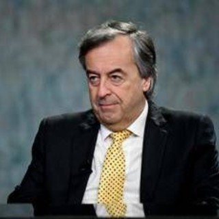 Burioni lascia i social: "Dopo 10 anni tempo di evolvere, clima non più costruttivo" Burioni lascia i social: "Dopo 10 anni tempo di evolvere, clima non più costruttivo"