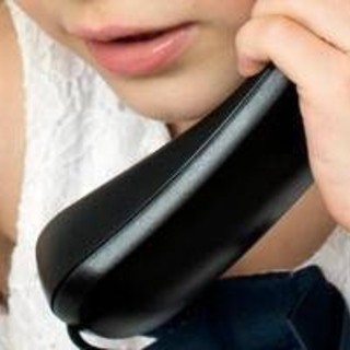 Palermo, abusi sessuali sui figli minori: coppia arrestata dopo una chiamata al Telefono Azzurro Palermo, abusi sessuali sui figli minori: coppia arrestata dopo una chiamata al Telefono Azzurro