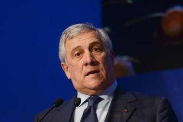 Tajani: &quot;Non condividiamo ultime scelte Israele, basta attacchi&quot;