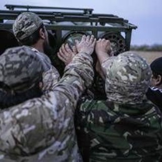 Siria, attacchi aerei degli Usa contro postazioni Isis Siria, attacchi aerei degli Usa contro postazioni Isis