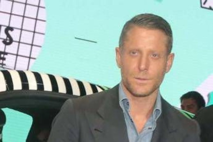 Lapo Elkann trasloca in Svizzera: "Lucerna meglio di New York"