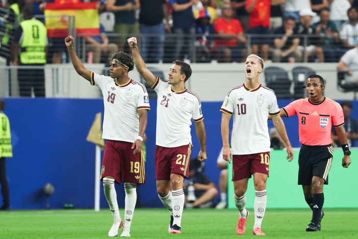 La Spagna piega la Francia 2-0 e vola in finale ai Mondiali La Spagna piega la Francia 2-0 e vola in finale ai Mondiali