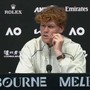 Sinner, via il 'braccialetto' agli Australian Open: "E' vietato, lo tolgo"