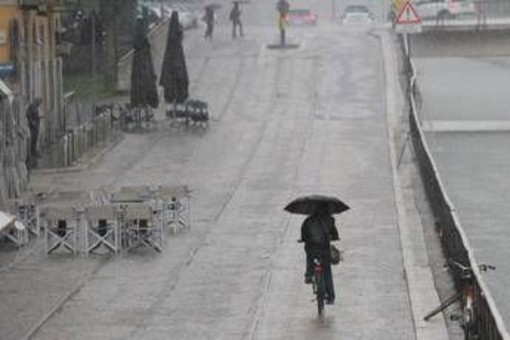Meteo, Italia spaccata in due: nubifragi al Centro-Nord e caldo estremo al Sud