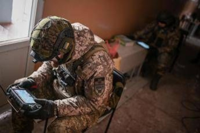 Ucraina-Russia, pioggia di droni su Mosca e San Pietroburgo: l'attacco di Kiev