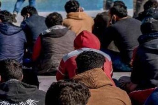 Svizzera riprende i rimpatri di migranti verso l'Italia: i primi a fine mese Svizzera riprende i rimpatri di migranti verso l'Italia: i primi a fine mese