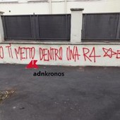 "Nordio ti metto dentro una R4", scritta choc firmata Br a Roma "Nordio ti metto dentro una R4", scritta choc firmata Br a Roma